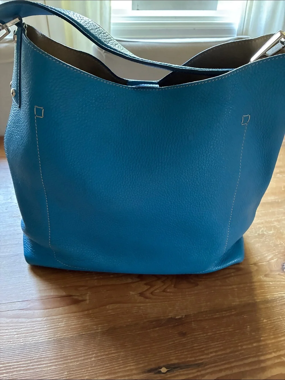 Fantastic Vintage Dooney Cerulean Blue Italian Leather Roomy Shoulder Hobo Bag
